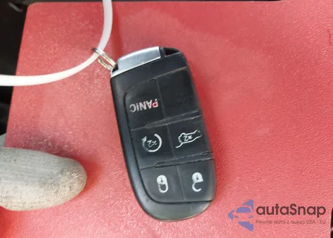 2015 Jeep Grand Cherokee Limited z USA, uszkodzony, nr VIN 1C4RJFBG3FC835342